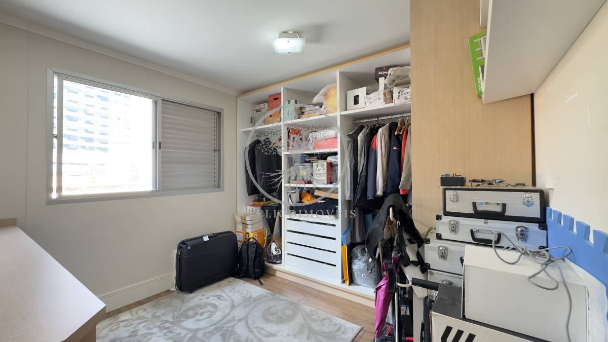 Apartamento à venda com 3 quartos, 135m² - Foto 13